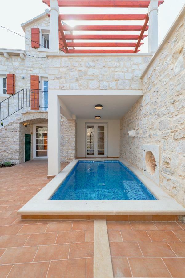 Holiday Home Rocca Supetar Exteriör bild